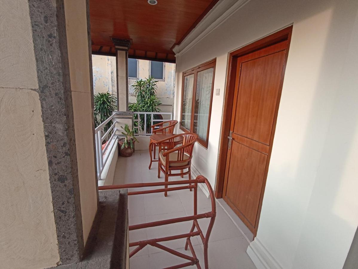 Kusnadi 3* Legian