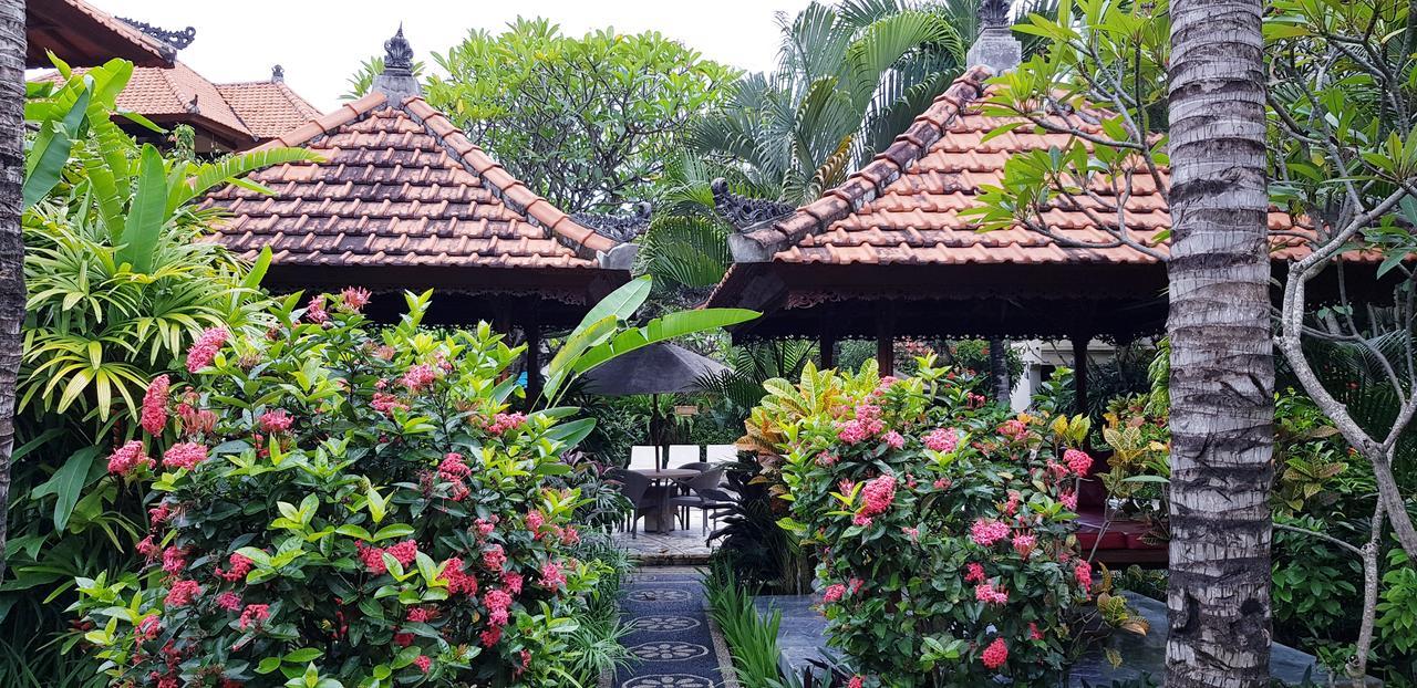 Kusnadi Hotel Legian